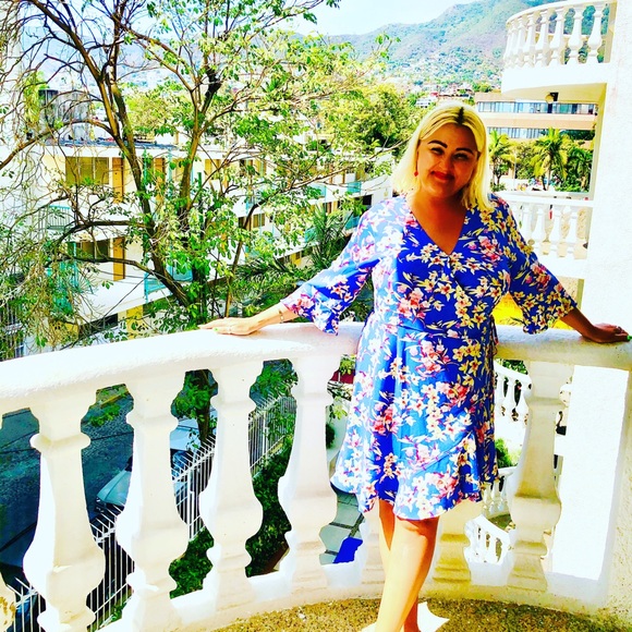 Beautiful dress. Size XL. Lavender main colour with flowers print. - Picture 10 of 10